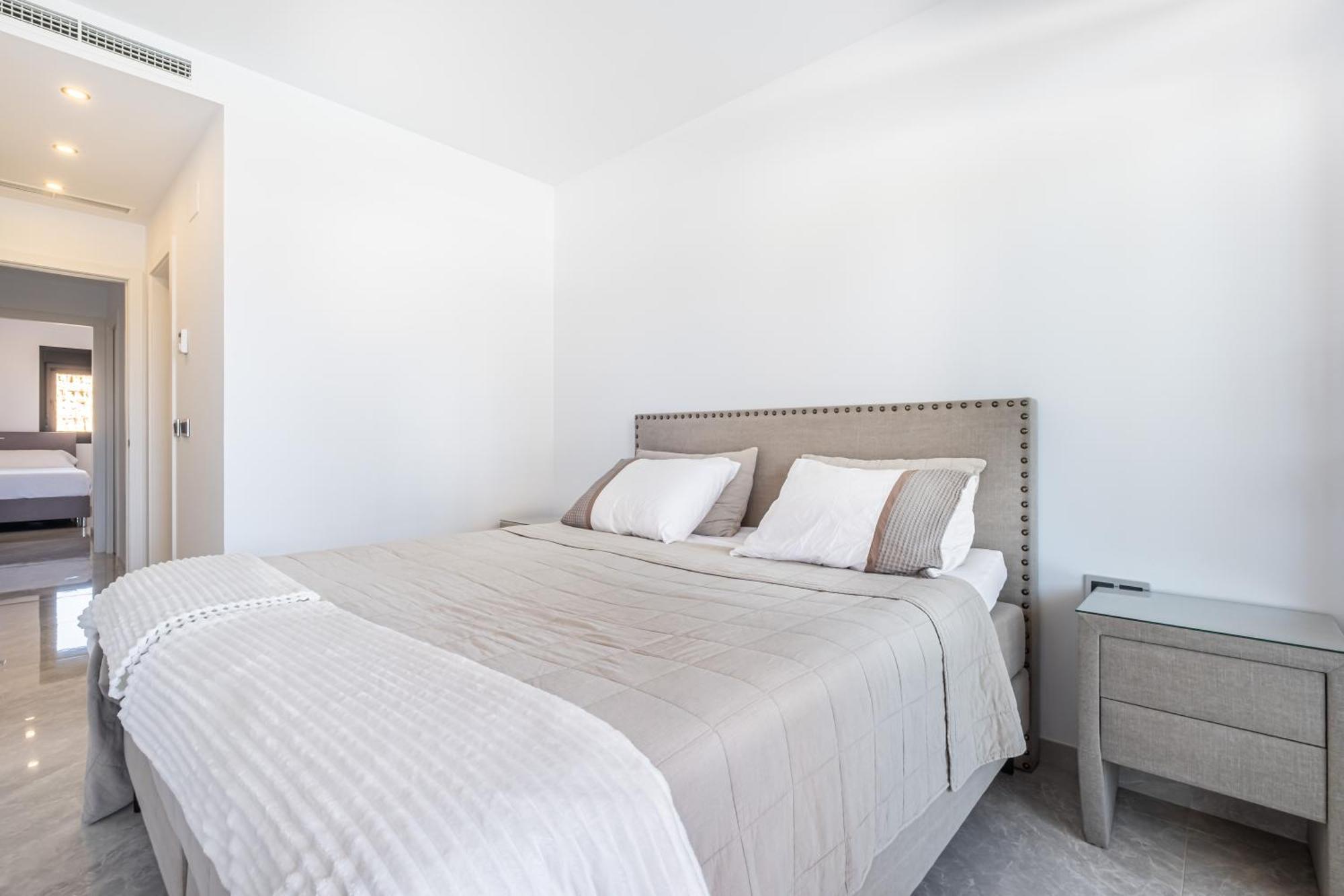 Sunset Waves Siesta Apartment Бенидорм Екстериор снимка