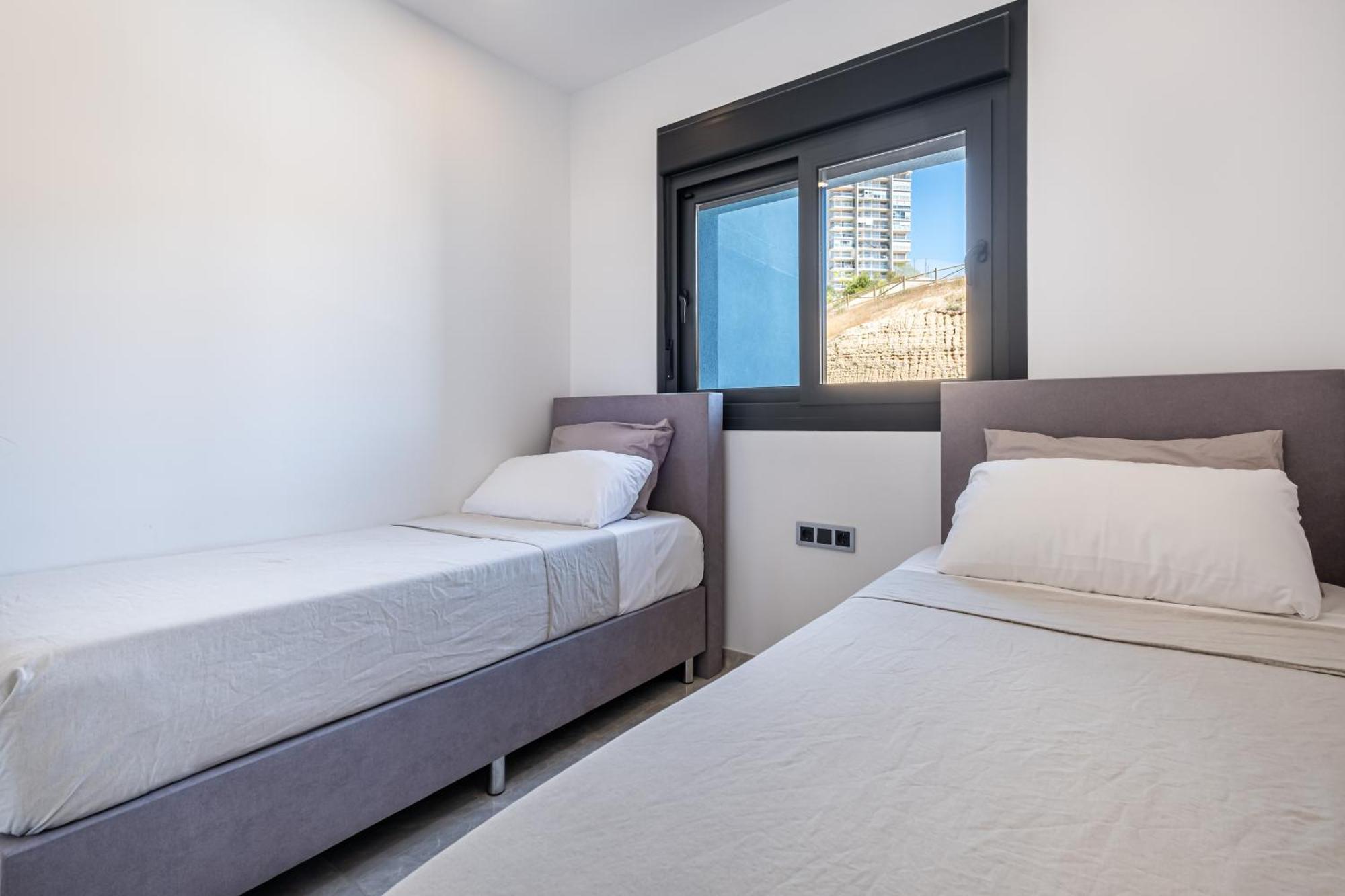 Sunset Waves Siesta Apartment Бенидорм Екстериор снимка
