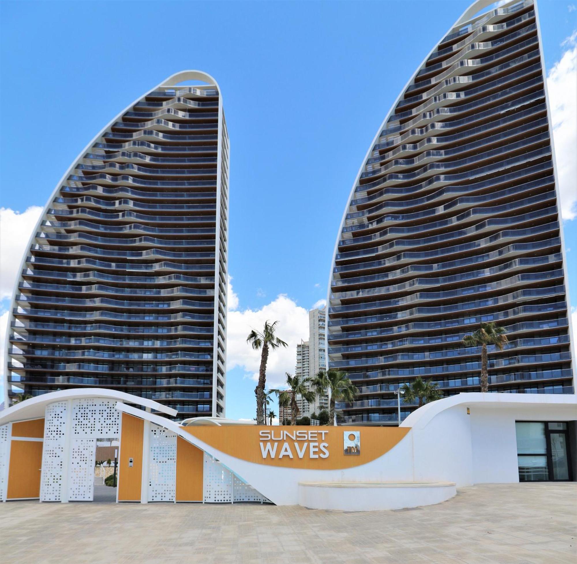 Sunset Waves Siesta Apartment Бенидорм Екстериор снимка